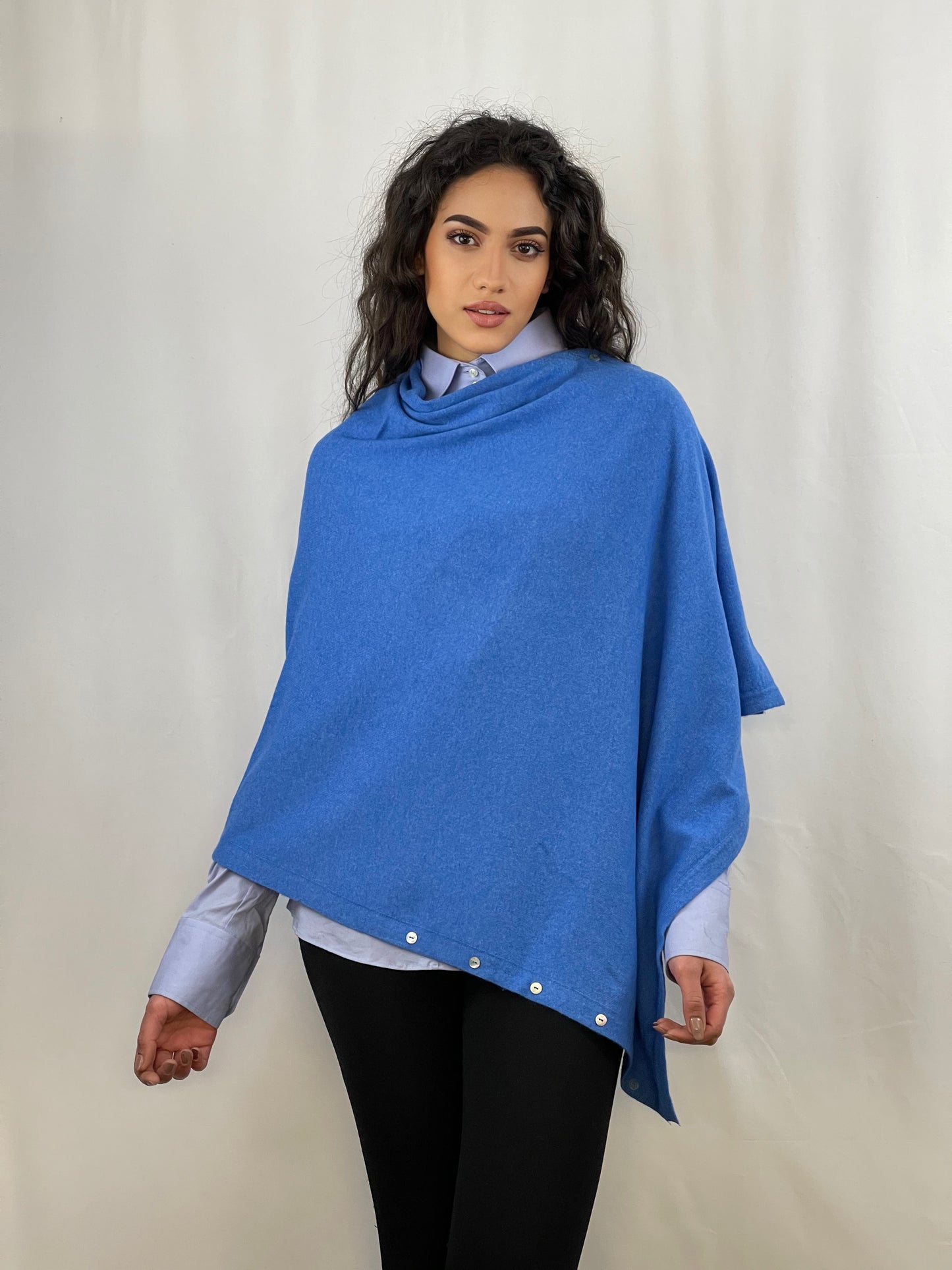 41119 - Buttoned Shrug