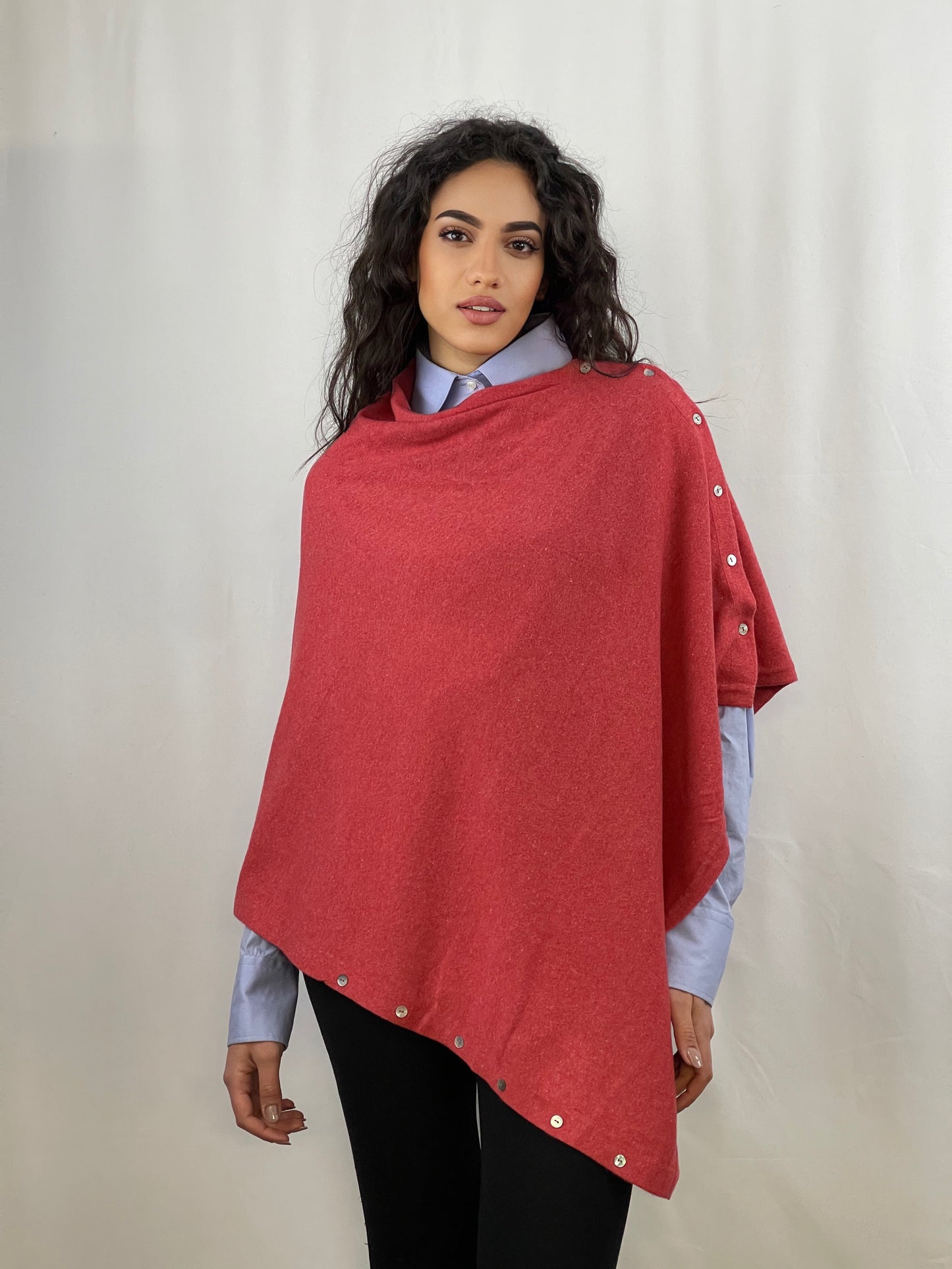 41119 - Buttoned Shrug