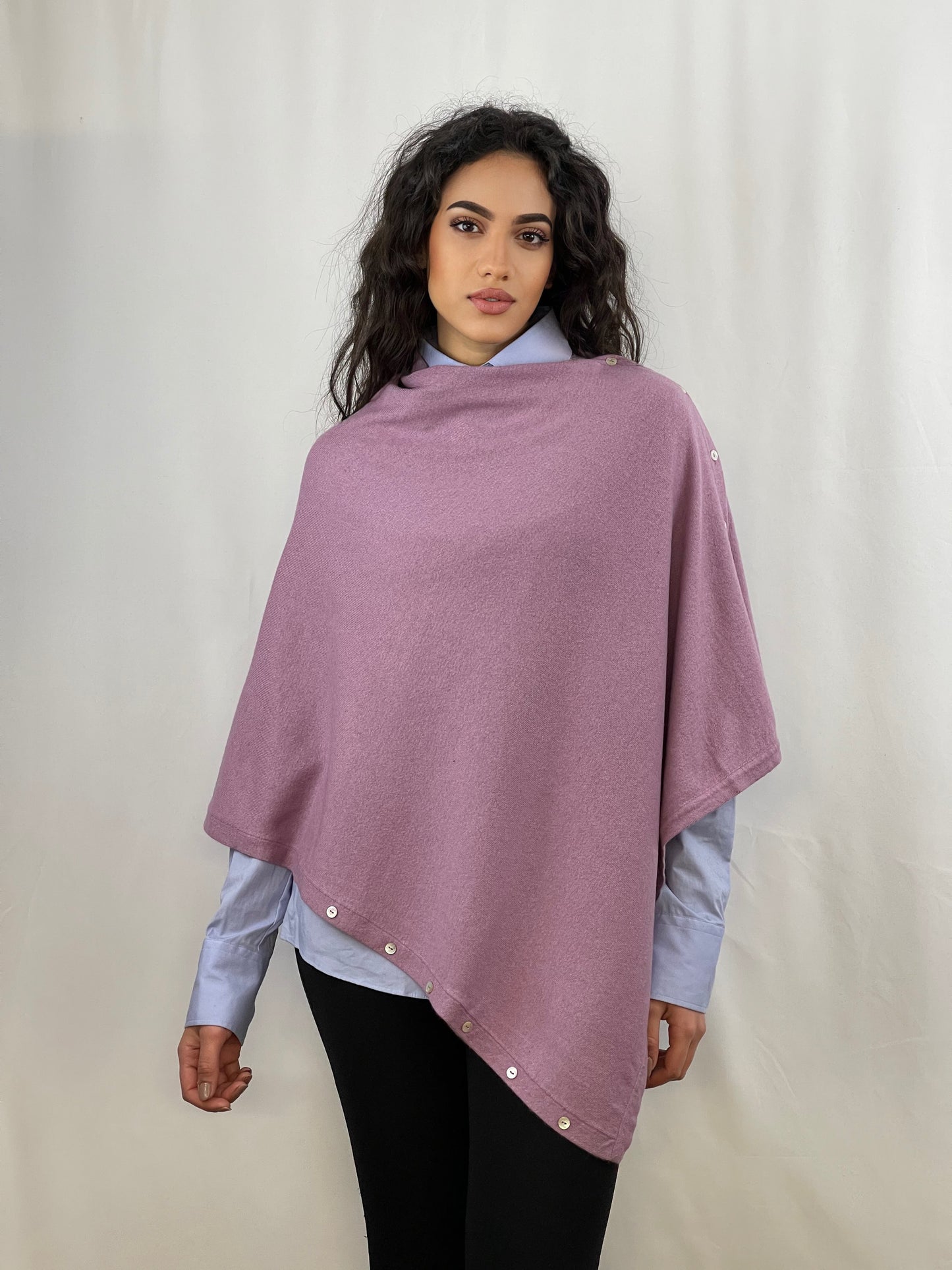 41119 - Buttoned Shrug