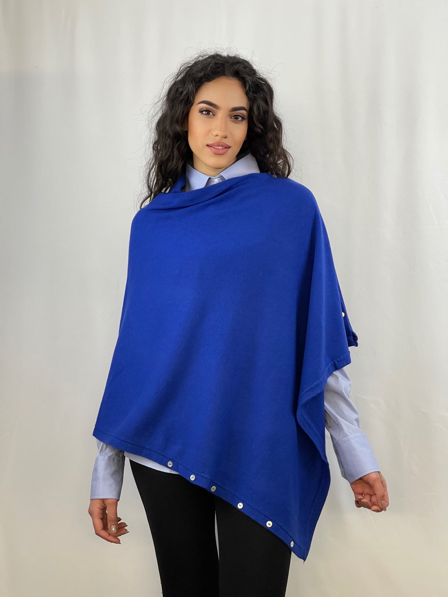 41119 - Buttoned Shrug