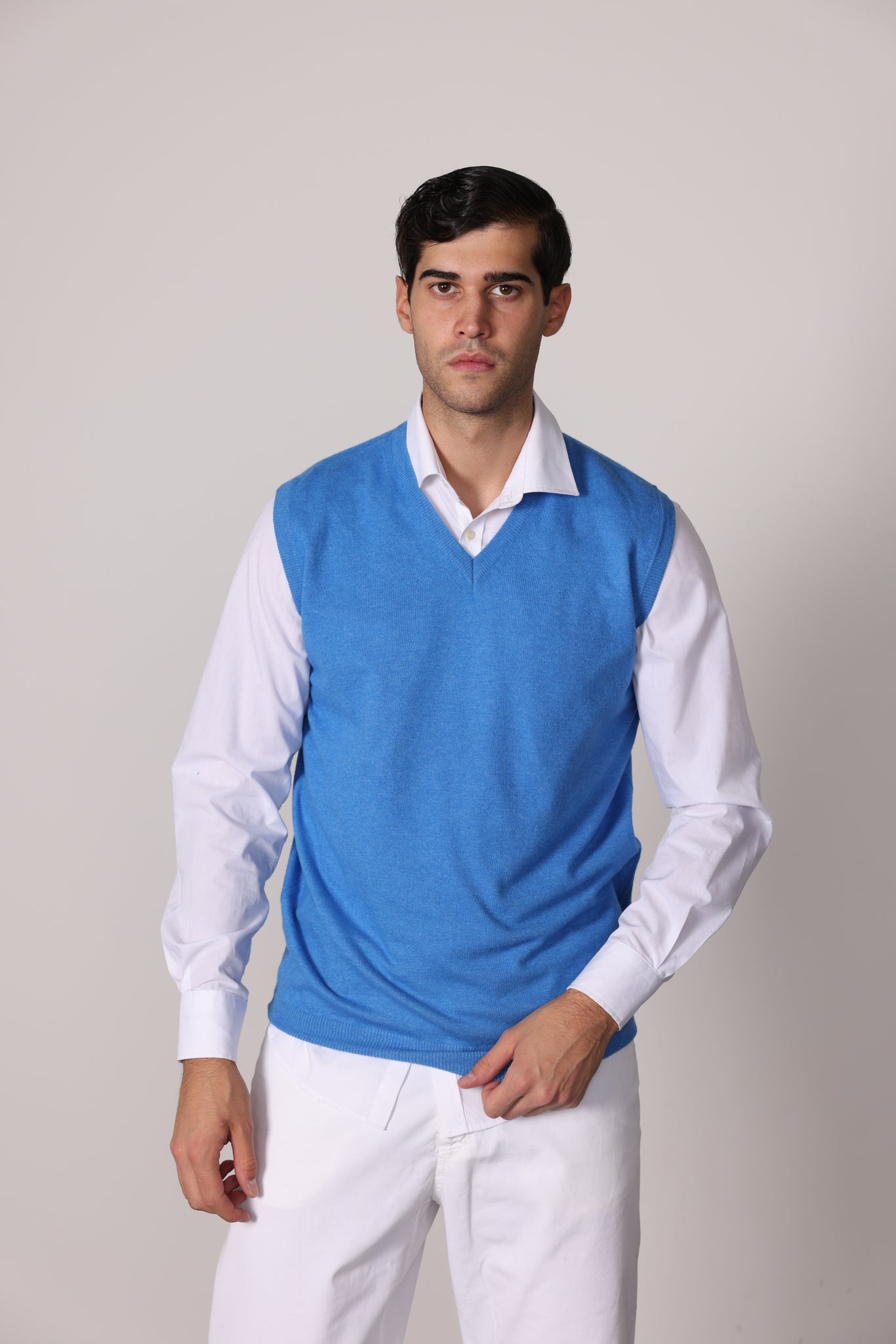 4206 - Sleeveless man
