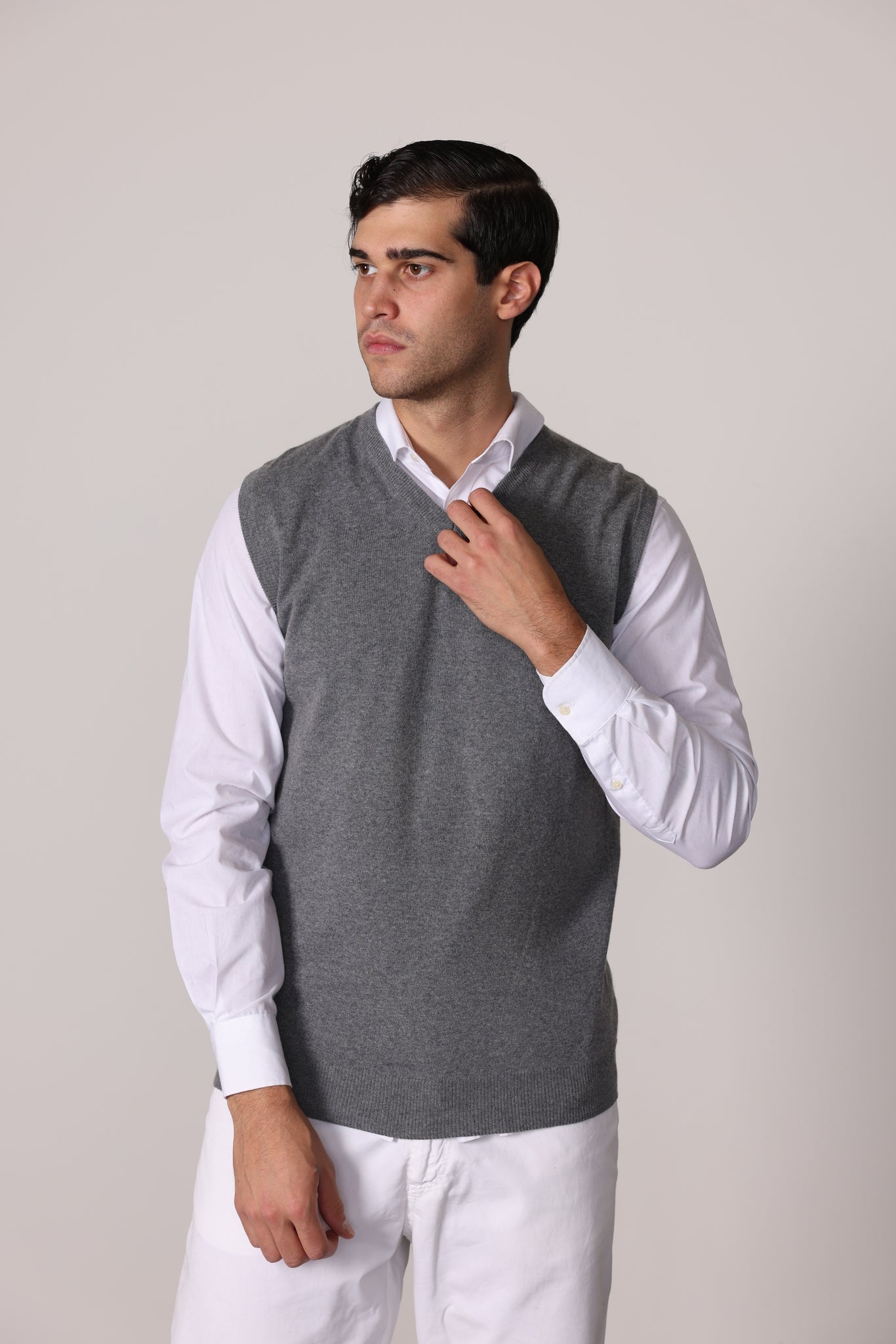 4206 - Sleeveless man
