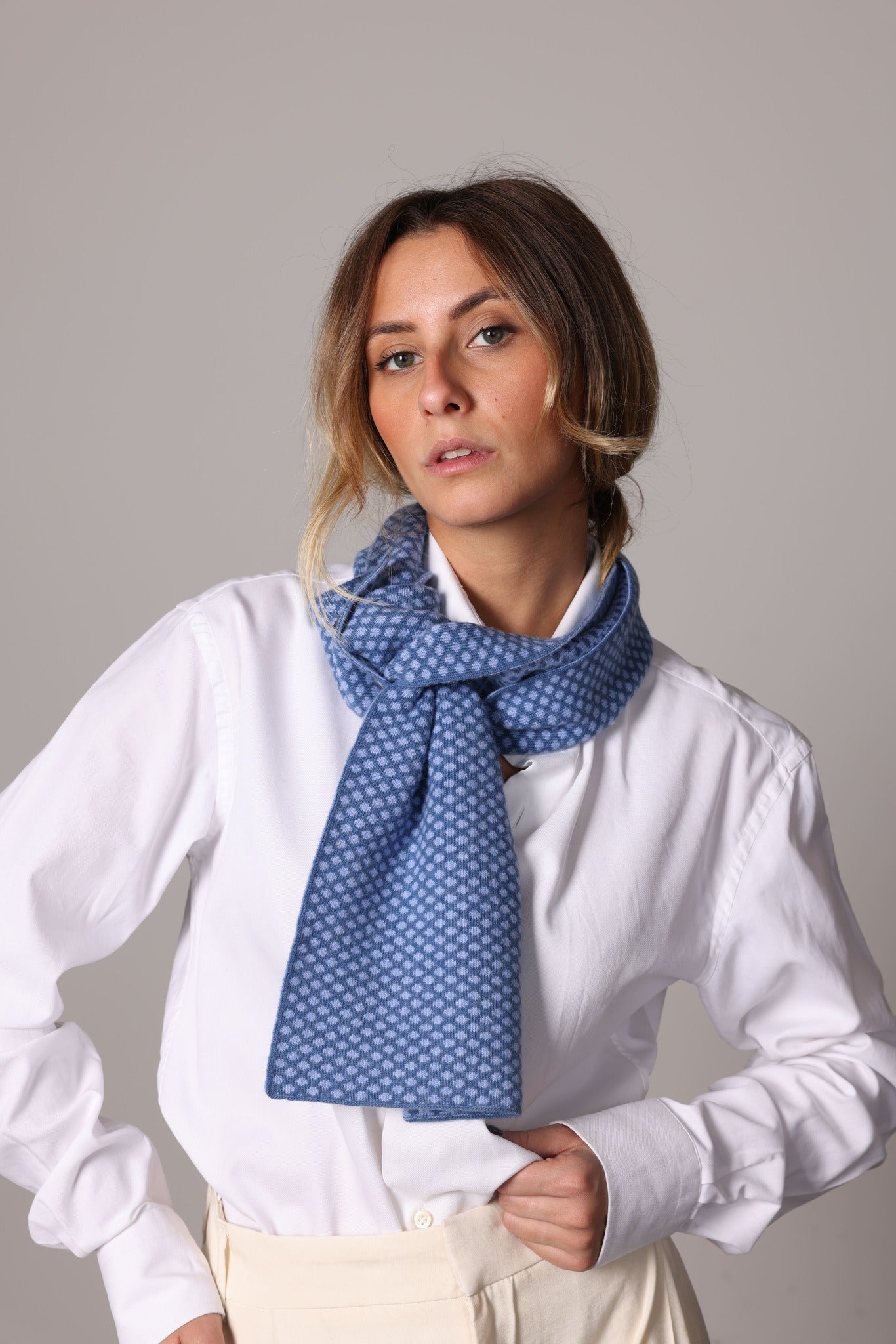 4743P - Bicolor scarf 2 bott. pois