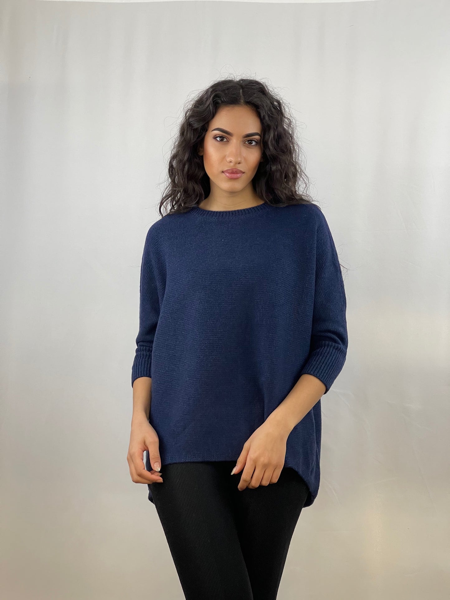48100 - Crew neck poncho 3/4
