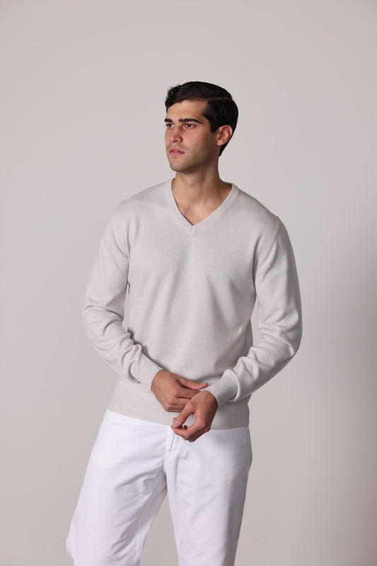 704 - Pure cashmere V-neck