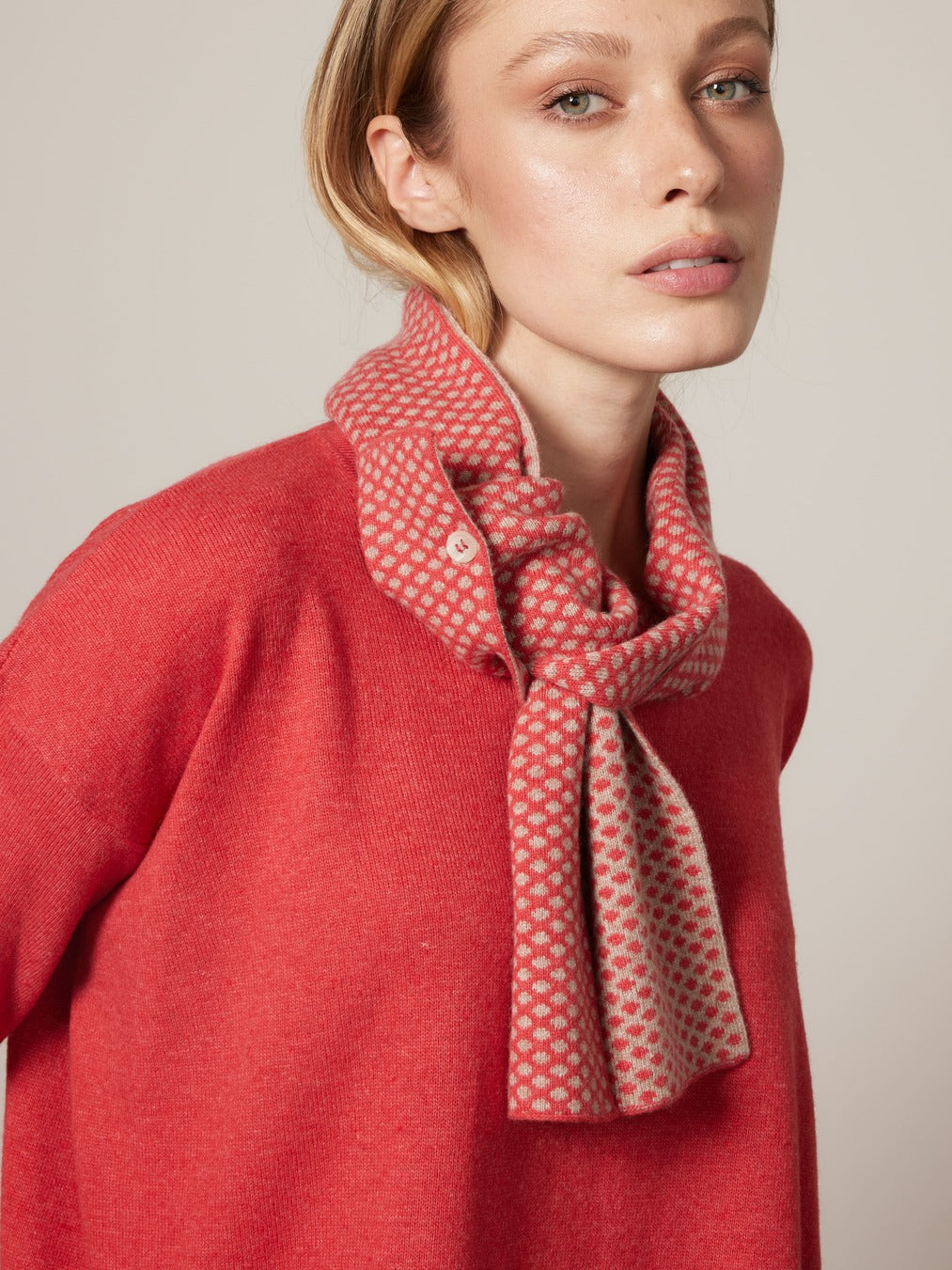 4743P - Bicolor scarf 2 bott. pois