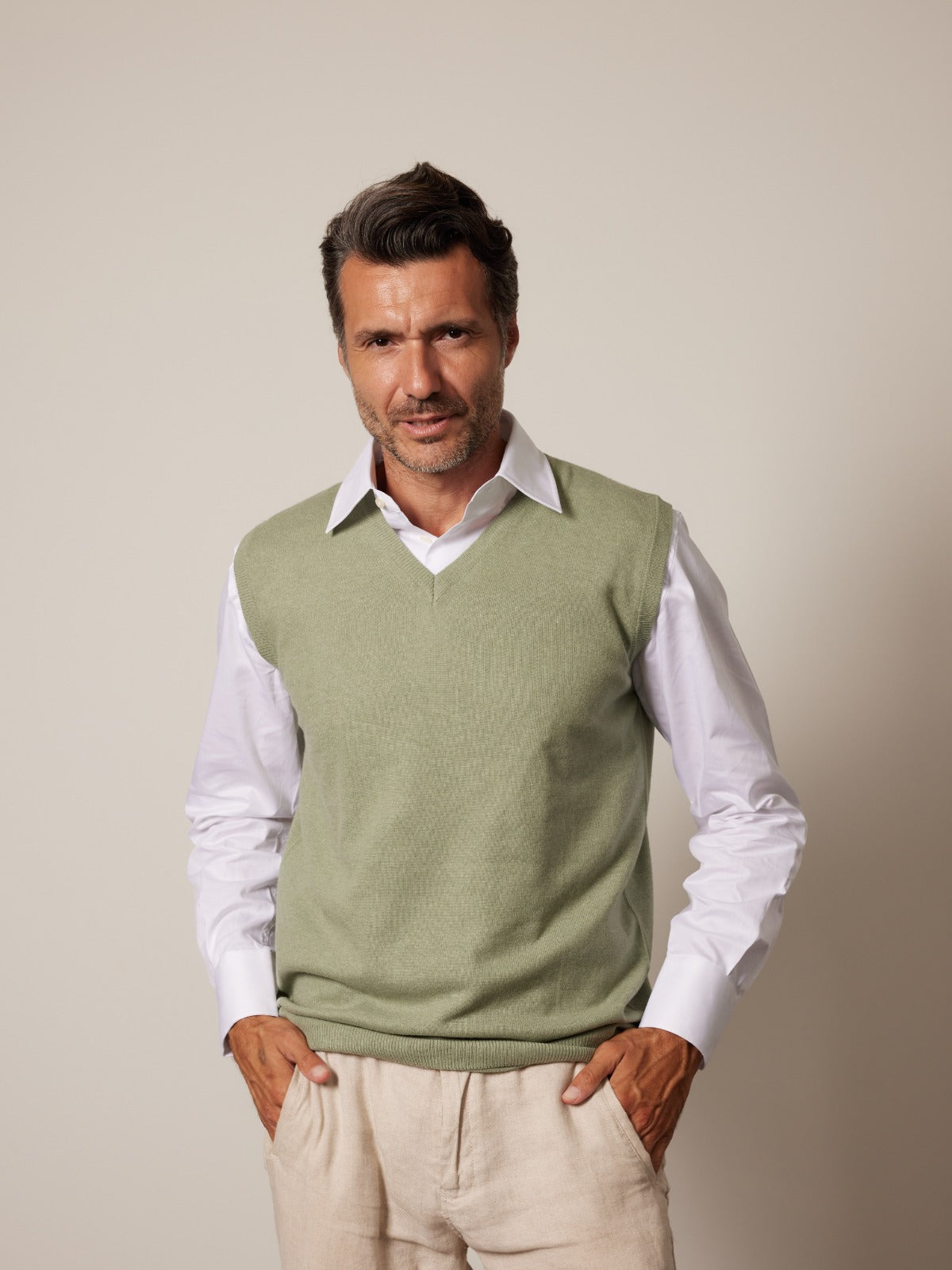 4206 - Sleeveless man