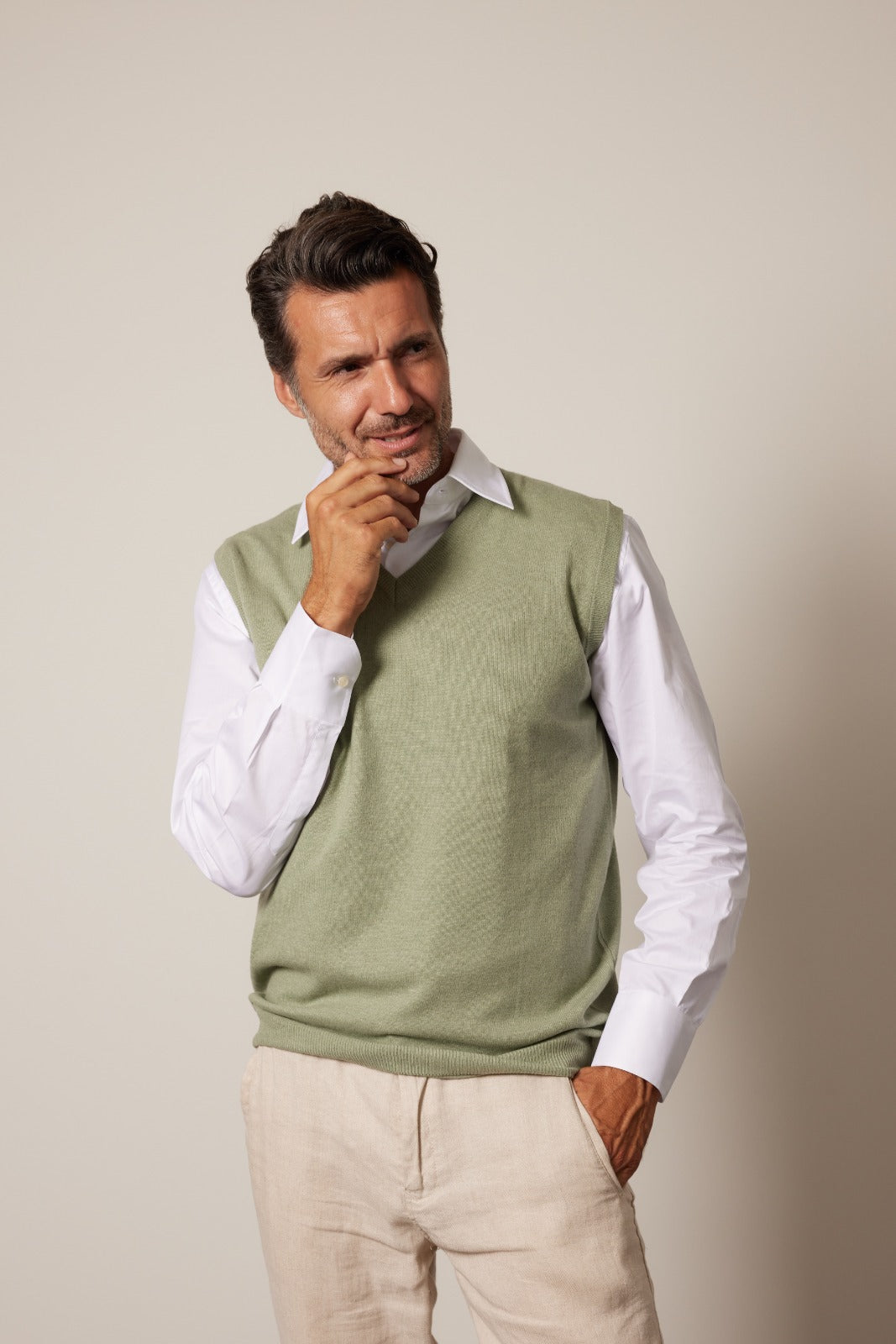 4206 - Sleeveless man
