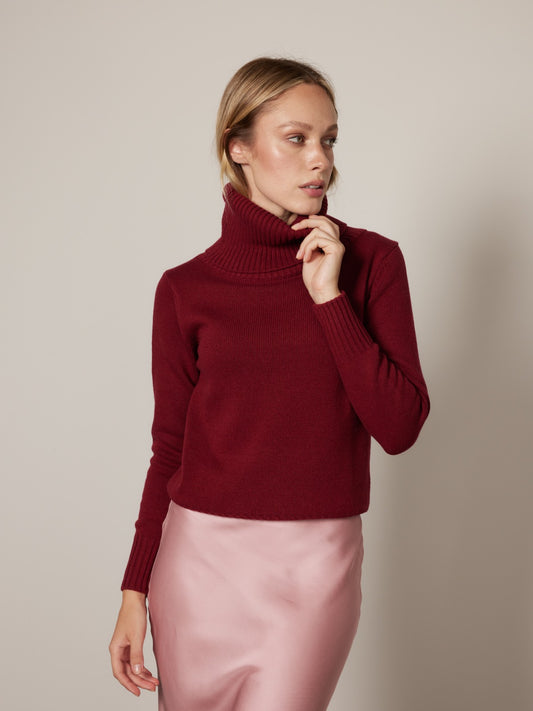 4125 - Large neck d.line woman