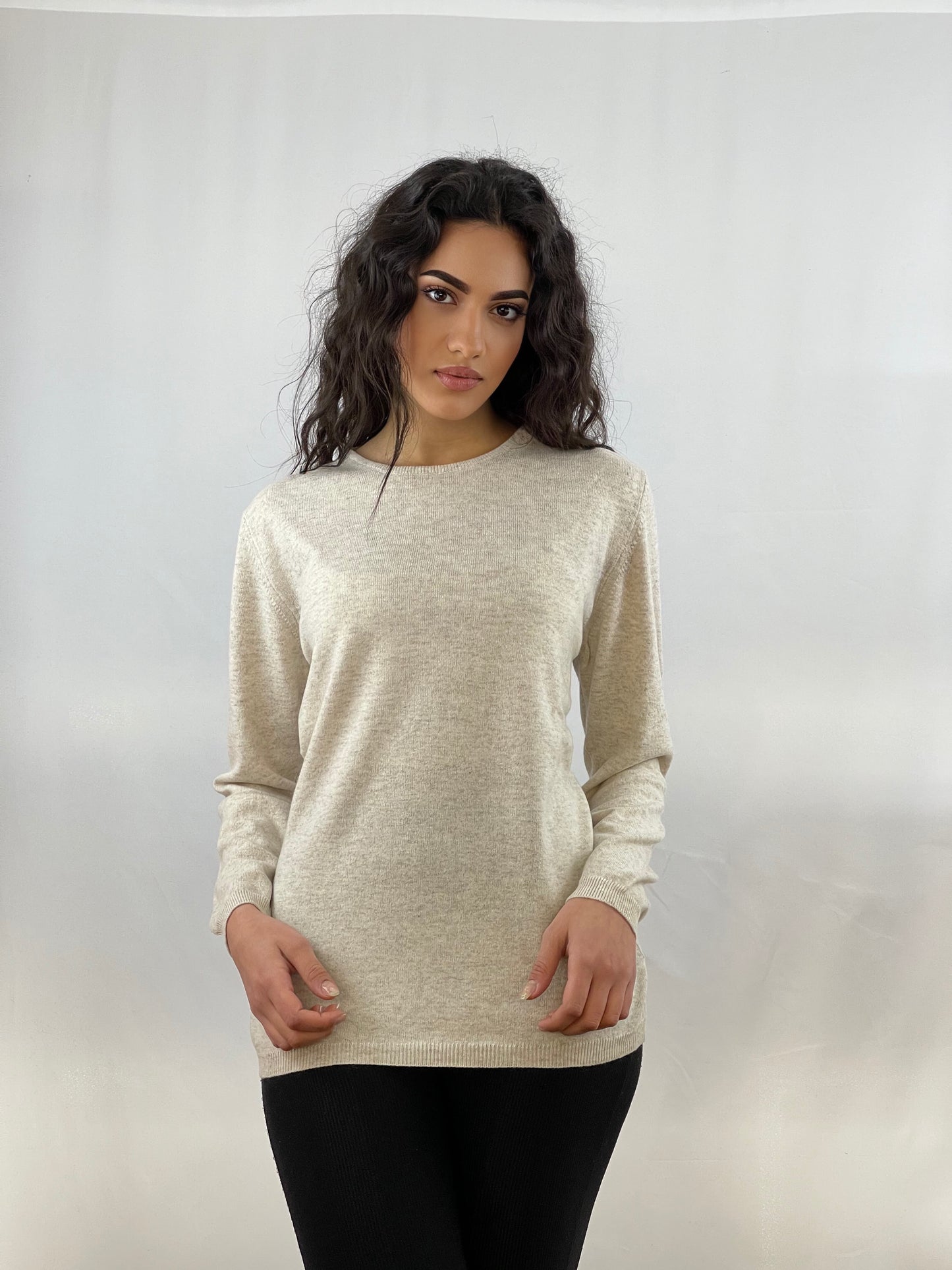 4101 - Classic crew neck woman