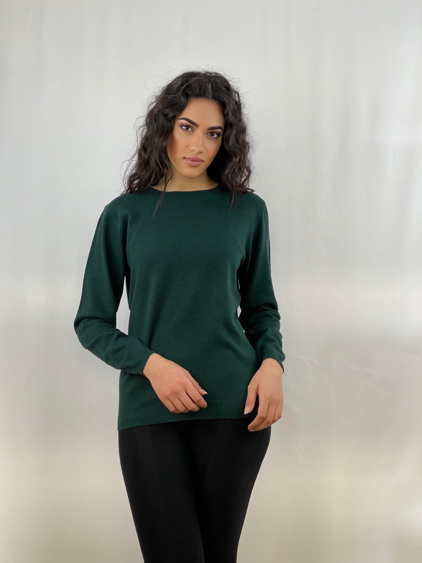 4101 - Classic crew neck woman