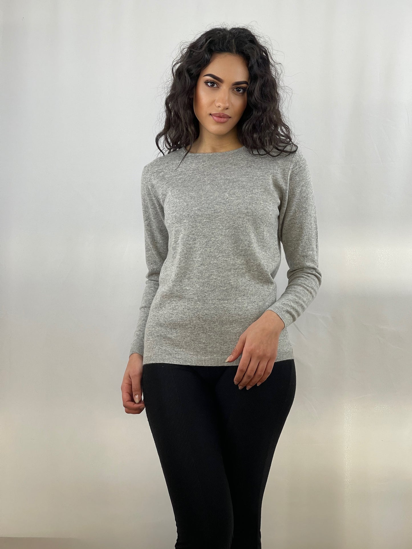 4101 - Classic crew neck woman