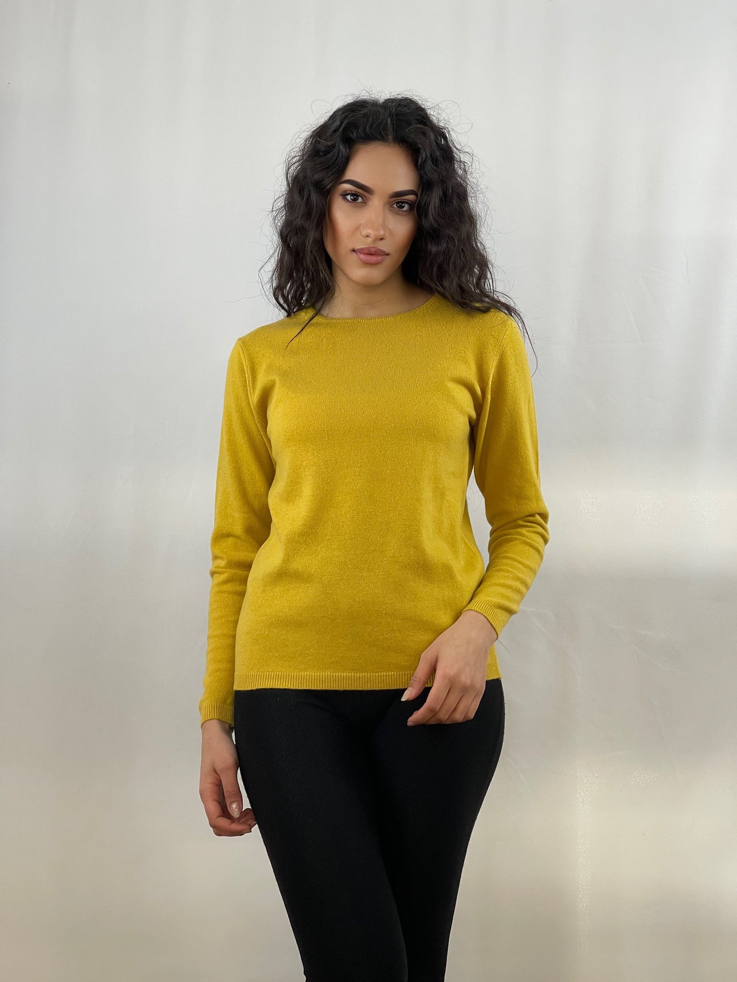 4101 - Classic crew neck woman