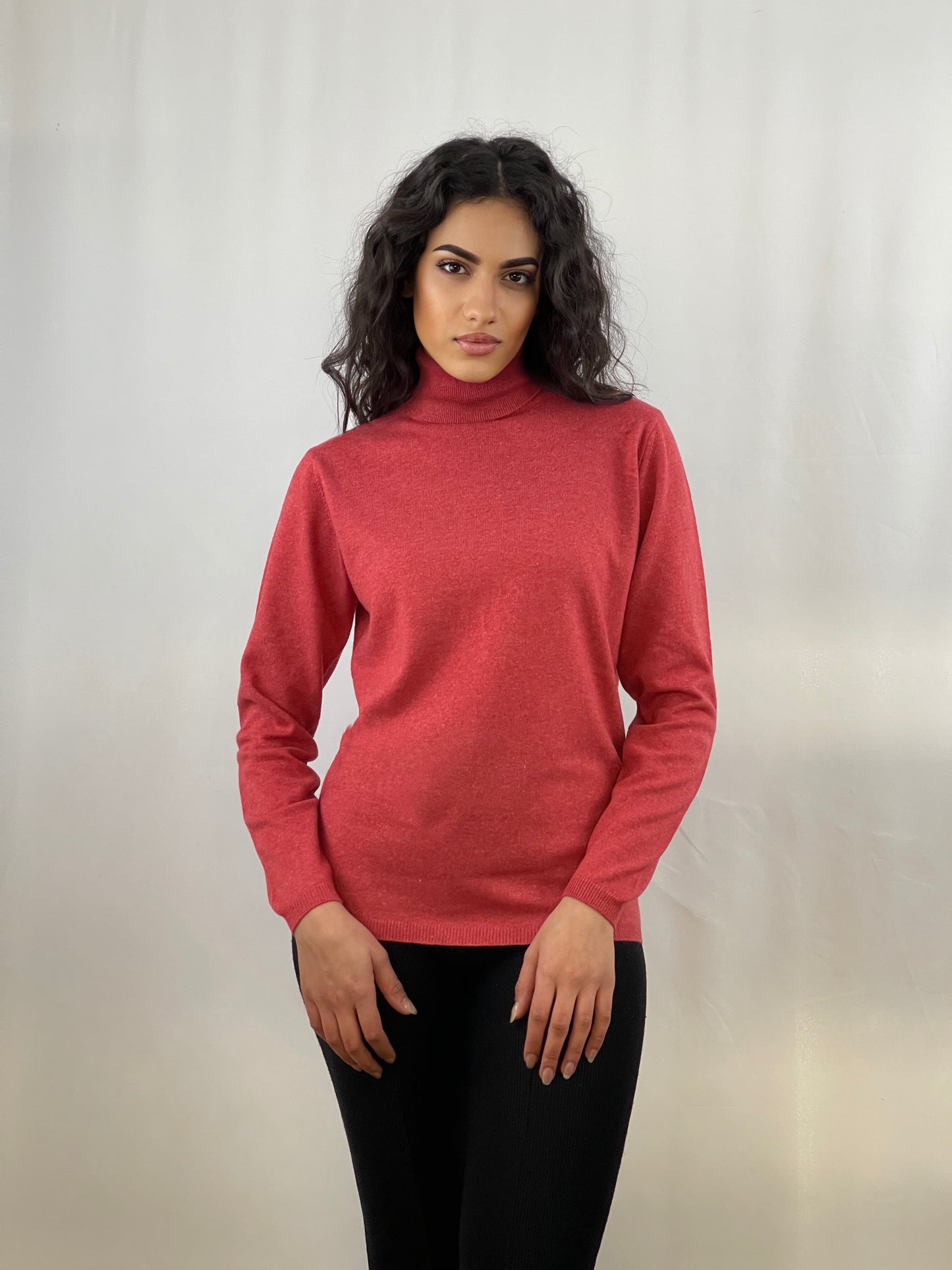 4103 - Classic turtleneck women