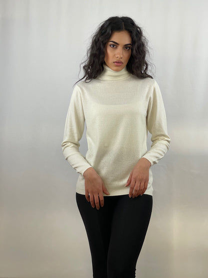 4103 - Classic turtleneck women