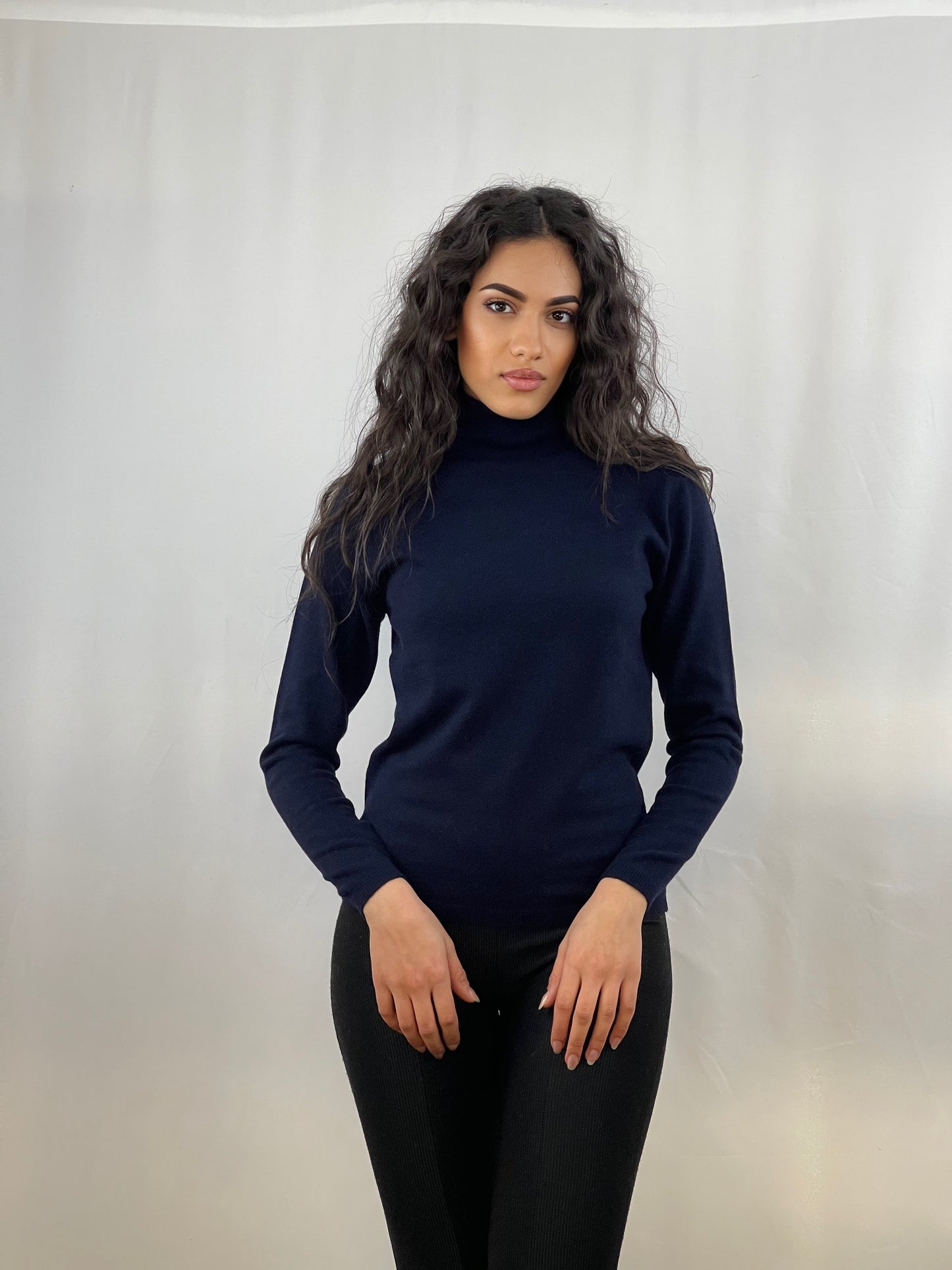 4103 - Classic turtleneck women