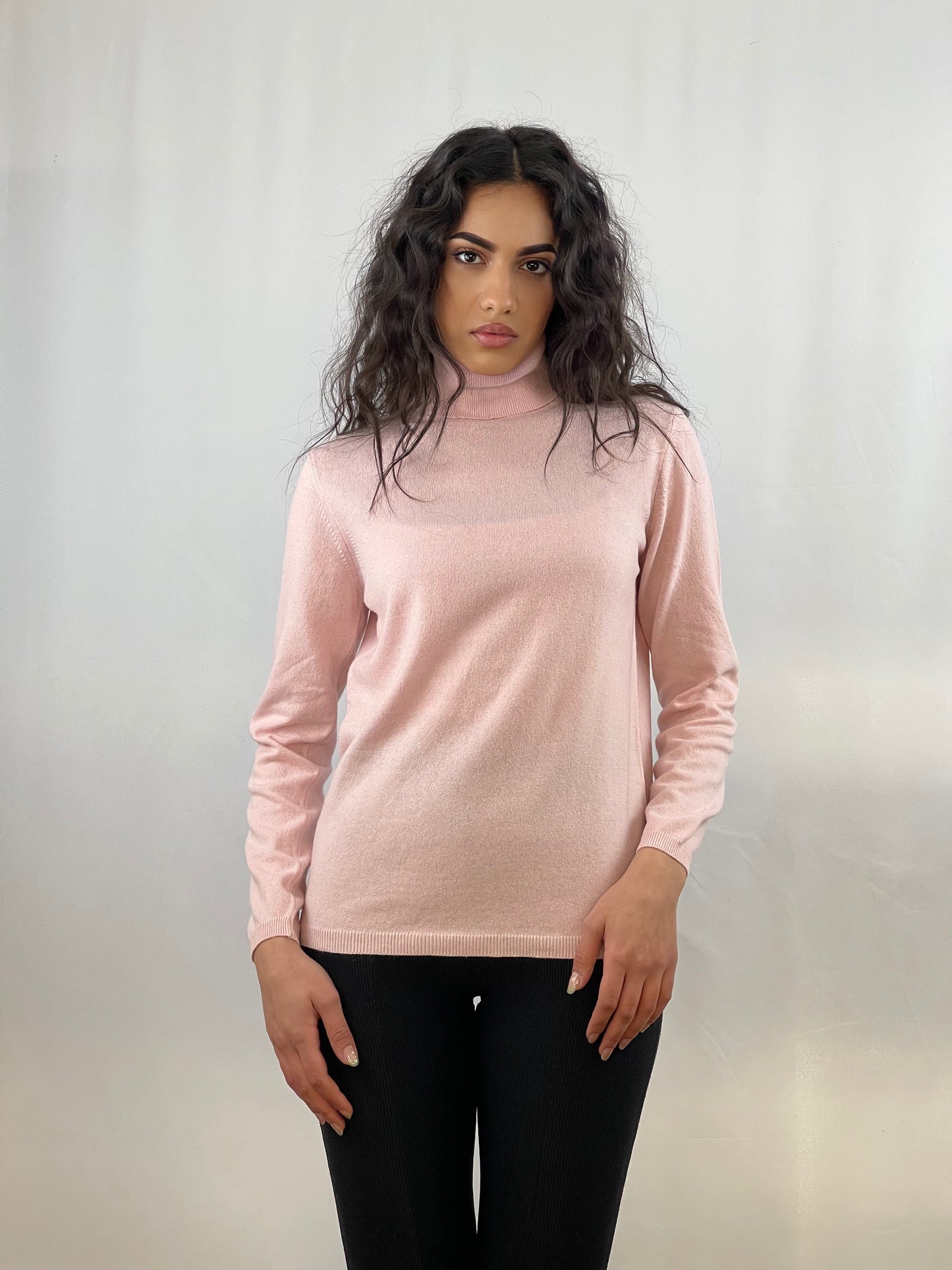 4103 - Classic turtleneck women