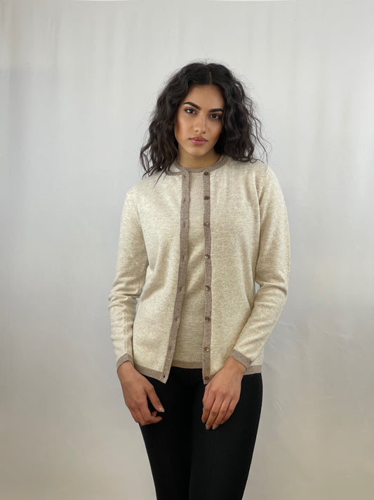 414 - Two-tone twin set