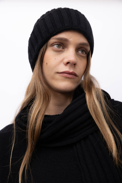 555 - Hat 100% Cashmere