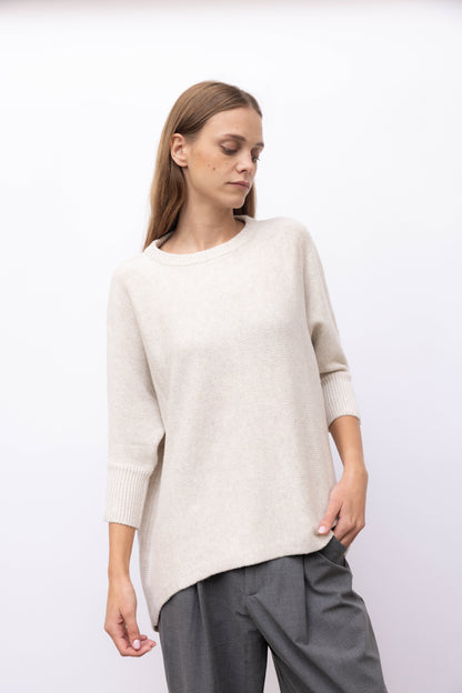 48100 - Crew neck poncho 3/4