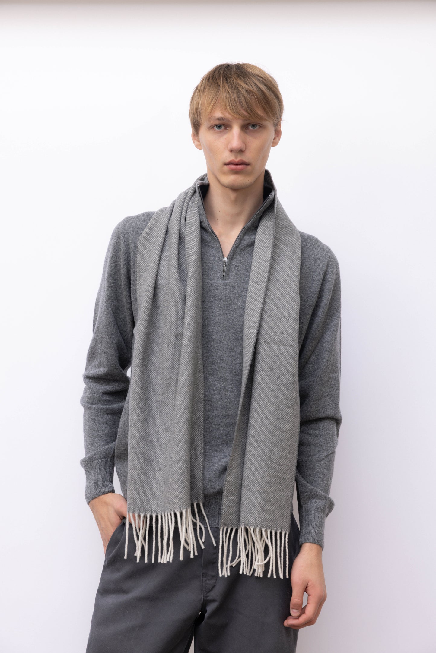 757 - "Astor" Scarf 100% Cashmere