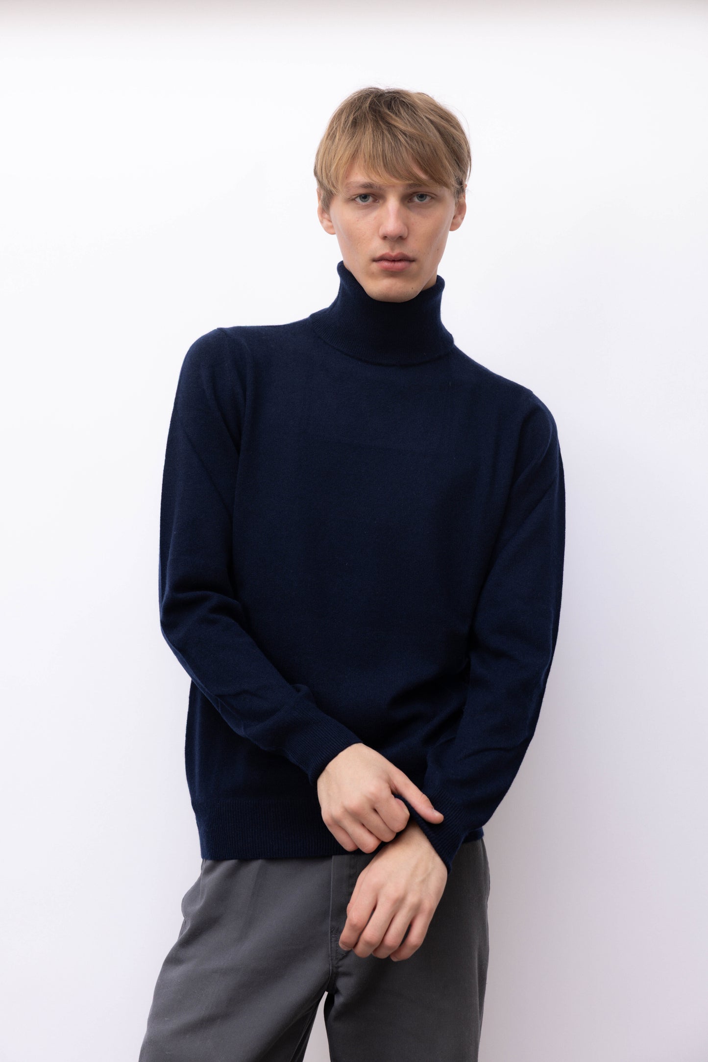 703 - Neckman turtleneck 100% Cashmere