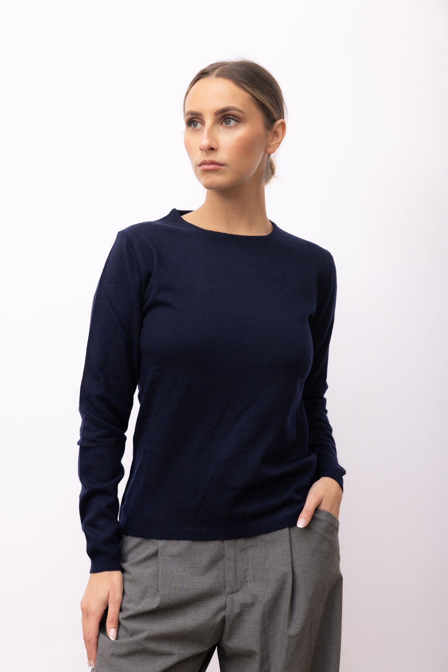 4101 - Classic crew neck woman
