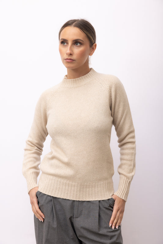 733 - Women's 100% cashmere turtleneck