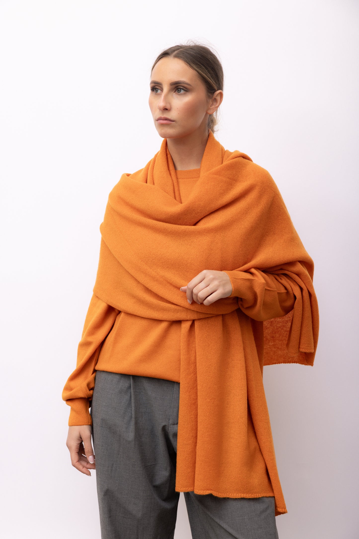 71111 - pure cashmere stole